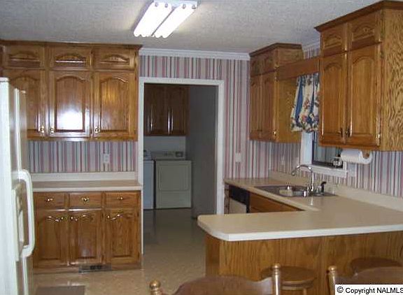 5th image of 2042 Sardis Dr