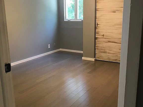 5th image of 2607 Lynnhaven Ter