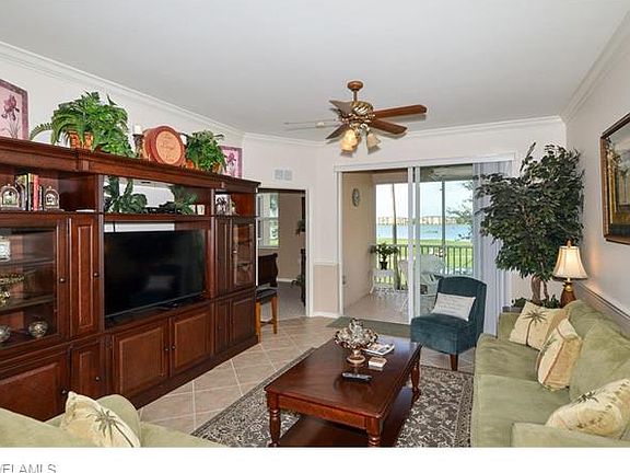 3rd image of 10390 Washingtonia Palm Way APT 4428