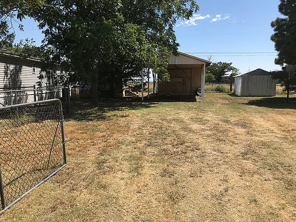 3rd image of 107 Charles Dr