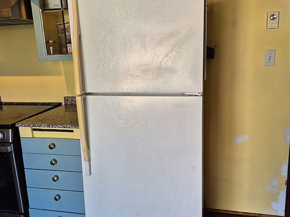 5th image of 3537 W 3rd Ave