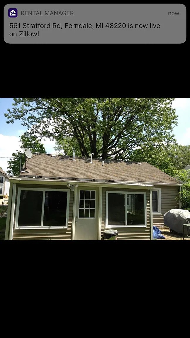 561 Stratford Rd photo 1