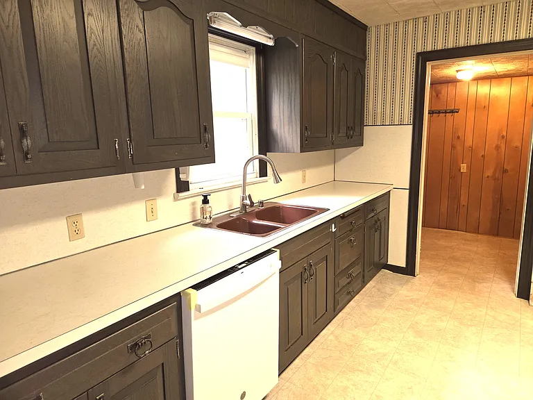 2658 Pulaski Hwy — Photo 18