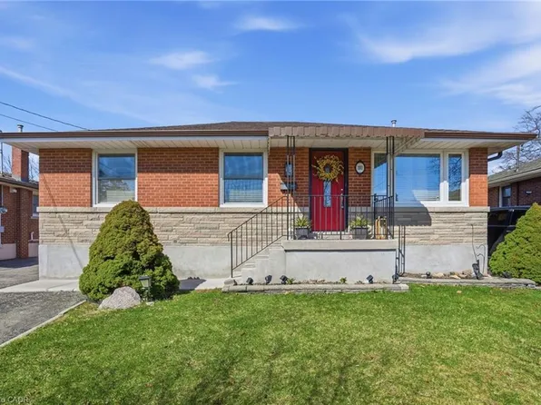 101 Organ Cres, Hamilton, ON L8T 1Y8