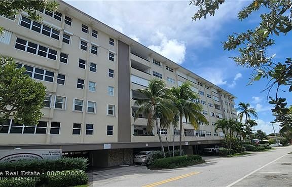 4th image of 401 Briny Ave APT 212