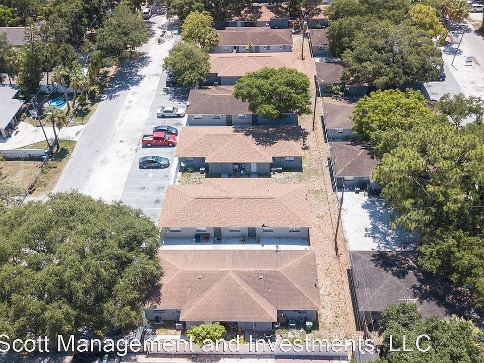 2nd image of 911 34th Ave W #11272145