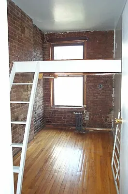 Rented by Tower Brokerage | media 33