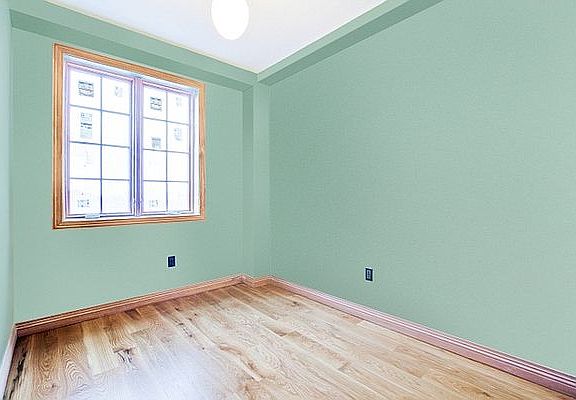 3rd image of 302 Saint Nicholas Ave #5B