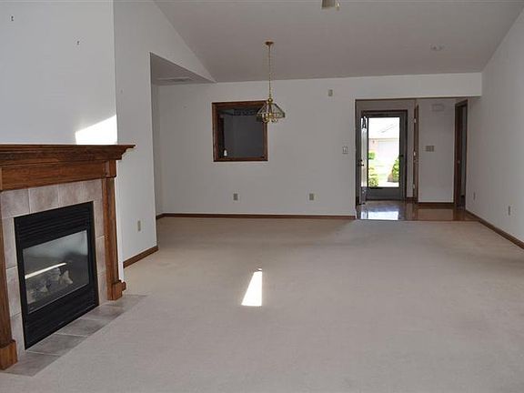 5th image of 1568 Deeanne Dr