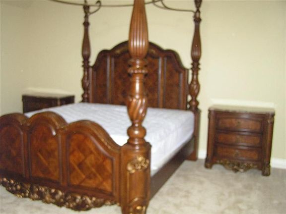 BEDROOM2