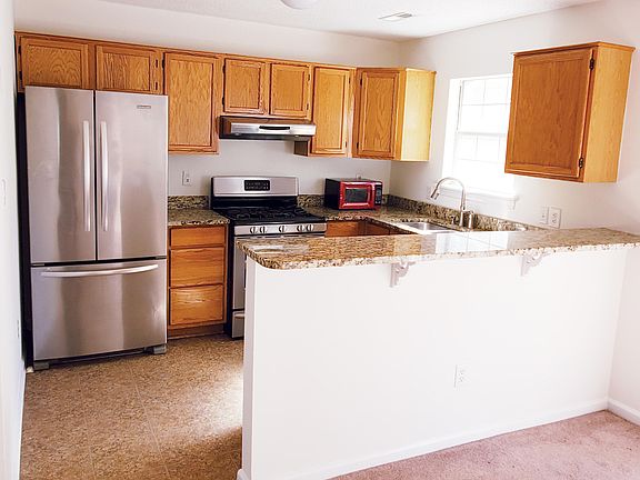 3rd image of 996 Nabors Dr