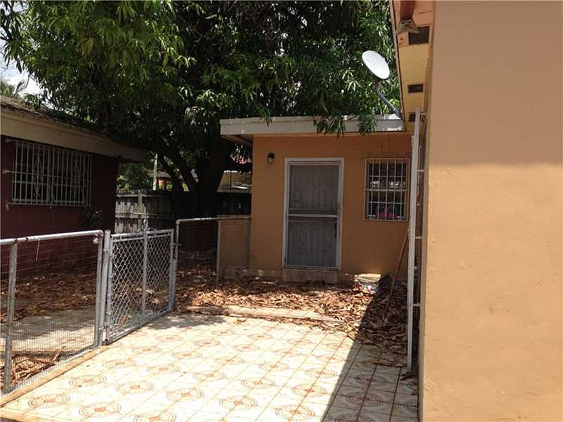 1st image of 2395 NW 4th St #1