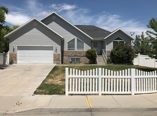 2106 W Theresa Cv, West Valley City, UT 84119