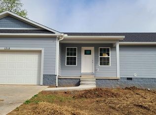 1215 Springdale Dr, Cookeville, TN 38501