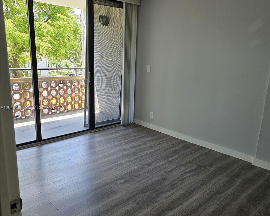 1st image of 4222 Inverrary Blvd APT 4212