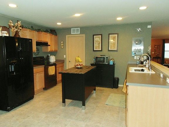 3rd image of 18539 95th Avenue Ct E