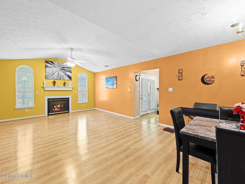 1st image of 5215 Sand Wood Ln