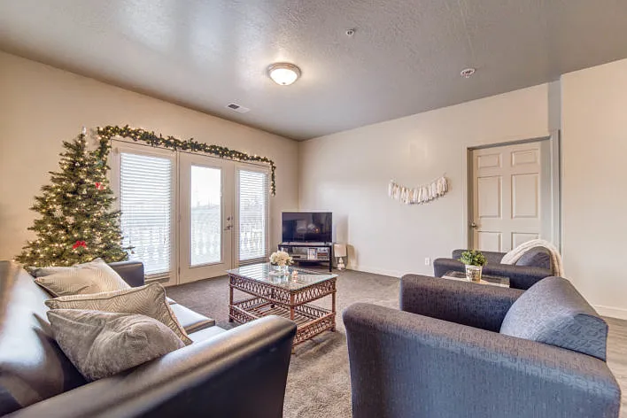 4 bed, $645 — Photo 3