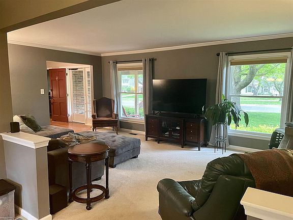 4th image of 972 Croydon Rd