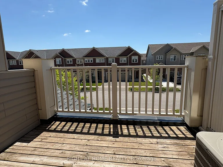 68 Nearco Cres — Photo 11