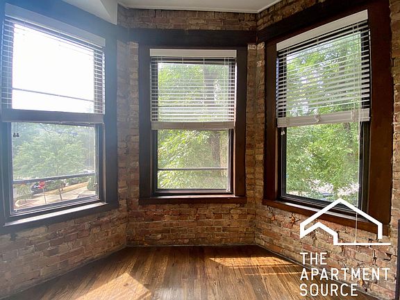 5th image of 3407 N Elaine Pl APT 2