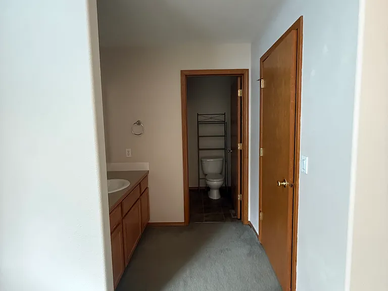590 S Widgeon St — Photo 7