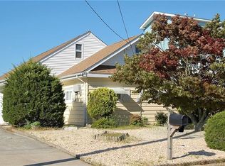 20 W Mullica Rd, Little Egg Harbor, NJ 08087