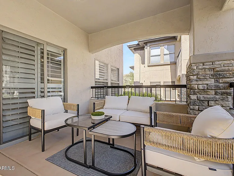 20121 N 76th St #1019 — Photo 12