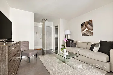 Rented by (Legacy) Elegran