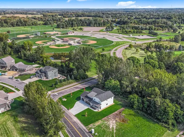 904 13th Ave N, Sartell, MN 56377