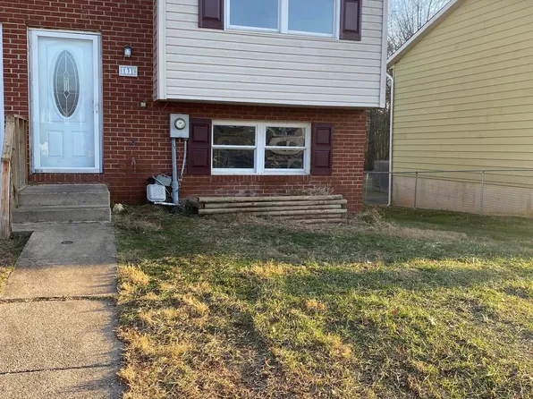 131 Carnival Dr, Taneytown, MD 21787