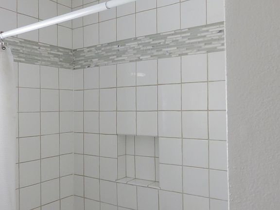 5th image of 1043 N 5th St