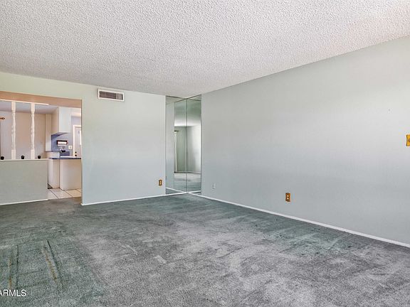 4th image of 3251 W Christy Dr