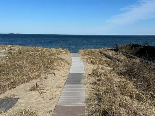 5 Dune Avenue, Saco, ME 04072