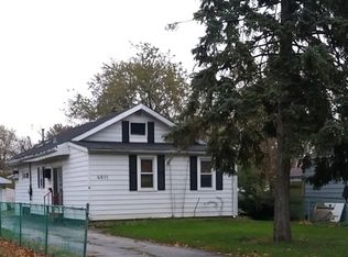 4611 Custer Ave, Lyons, IL