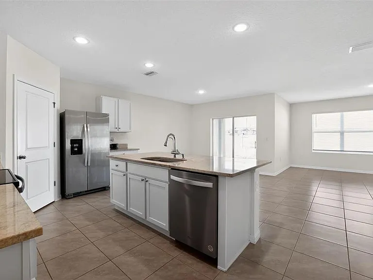 34211 Jasper Stone Dr — Photo 11