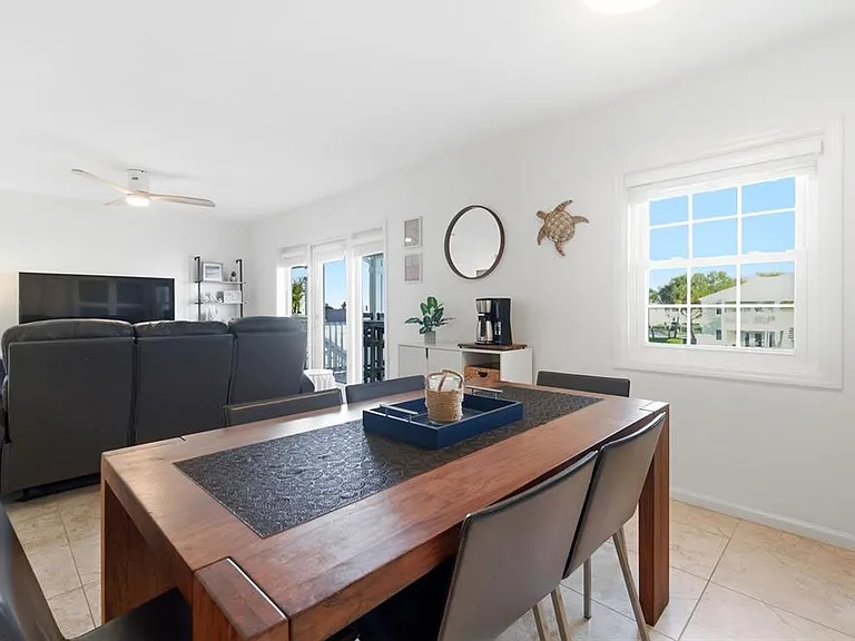 5174 Beach Dr SE #D — Photo 6