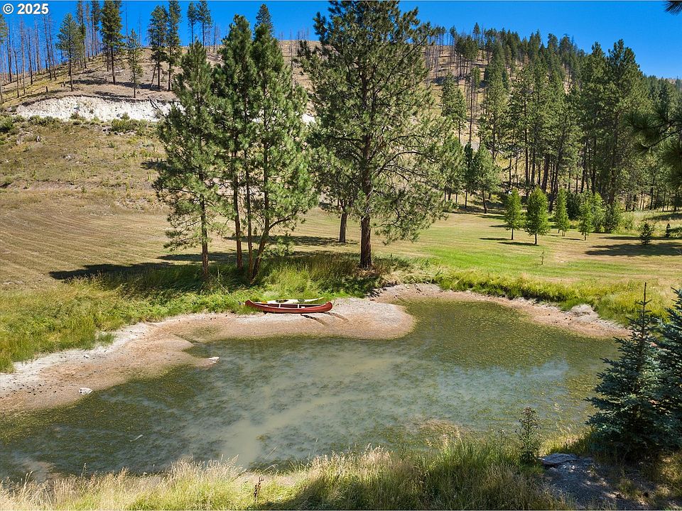 House on the Hill トップス　Checker 90 35006 Stices Gulch Rd, Baker City, OR 97814 | Zillow