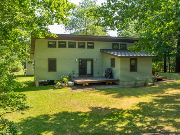 13 Hemlock Avenue, York, ME 03909