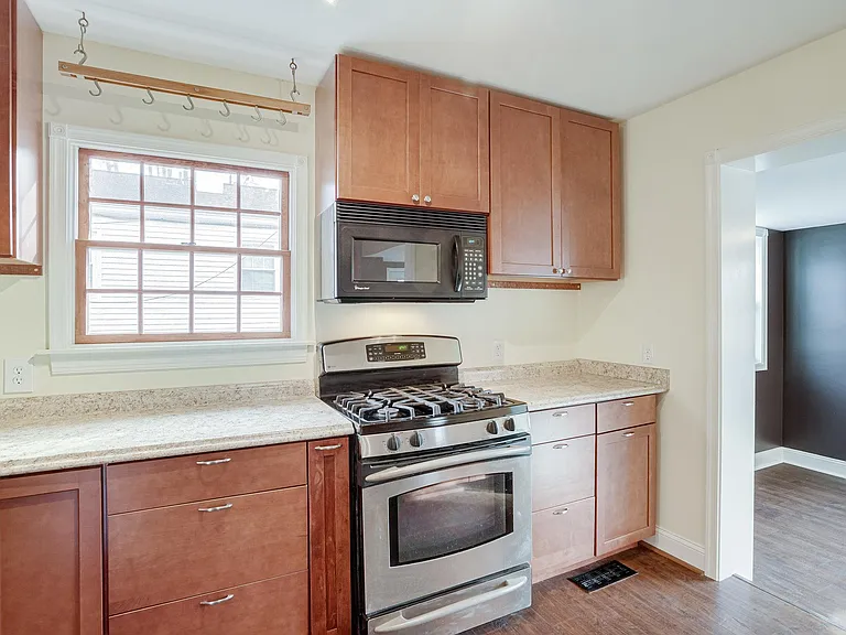 4107 Byrd Ct — Photo 8