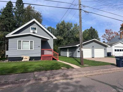 146 E Midland Ave, Ironwood, MI, 49938