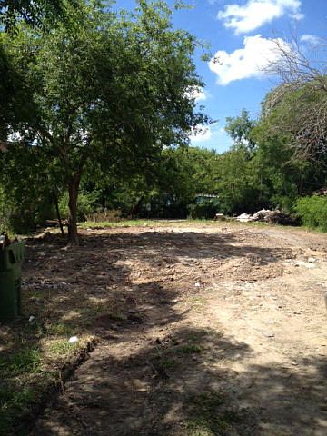 2nd image of 1524 Southmost Rd