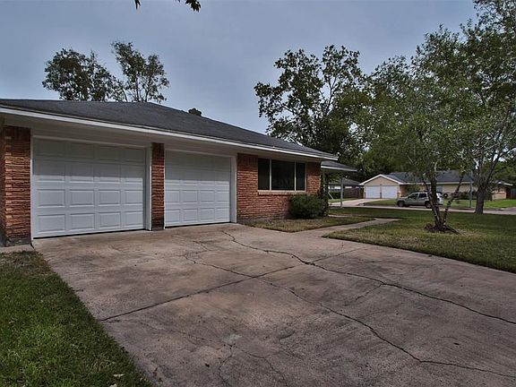 5th image of 5102 Knotty Oaks Trl