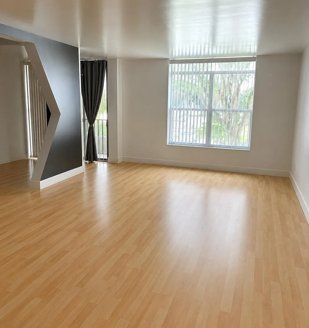 2 bed, 2.0 bath, 1260 sqft, $2,100 — Photo 4