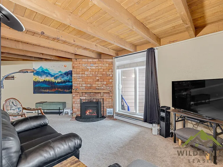 2200 Lodge Pole Cir #205-B — Photo 10