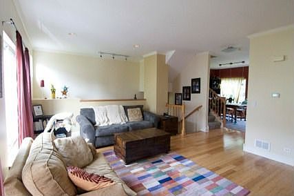 5th image of 326 Southwicke Dr #24