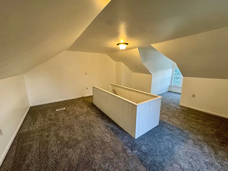 42 Climax St — Photo 38