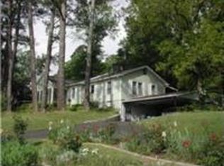 1133 Mountain Creek Rd, Chattanooga, TN 37405