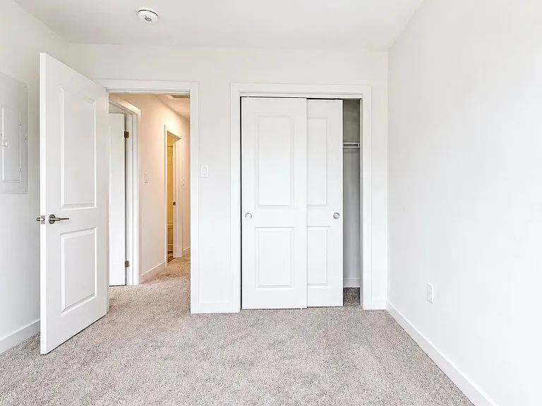 824 Woolwich St #110 — Photo 19