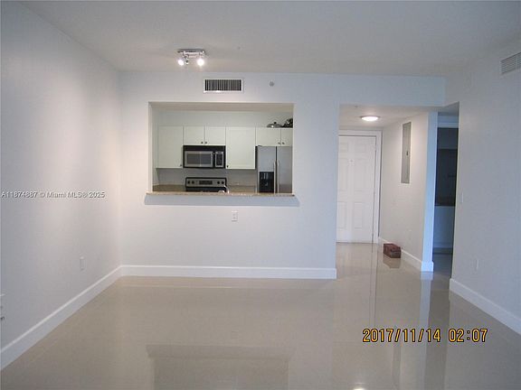 4th image of 117 NW 42nd Ave APT 1106